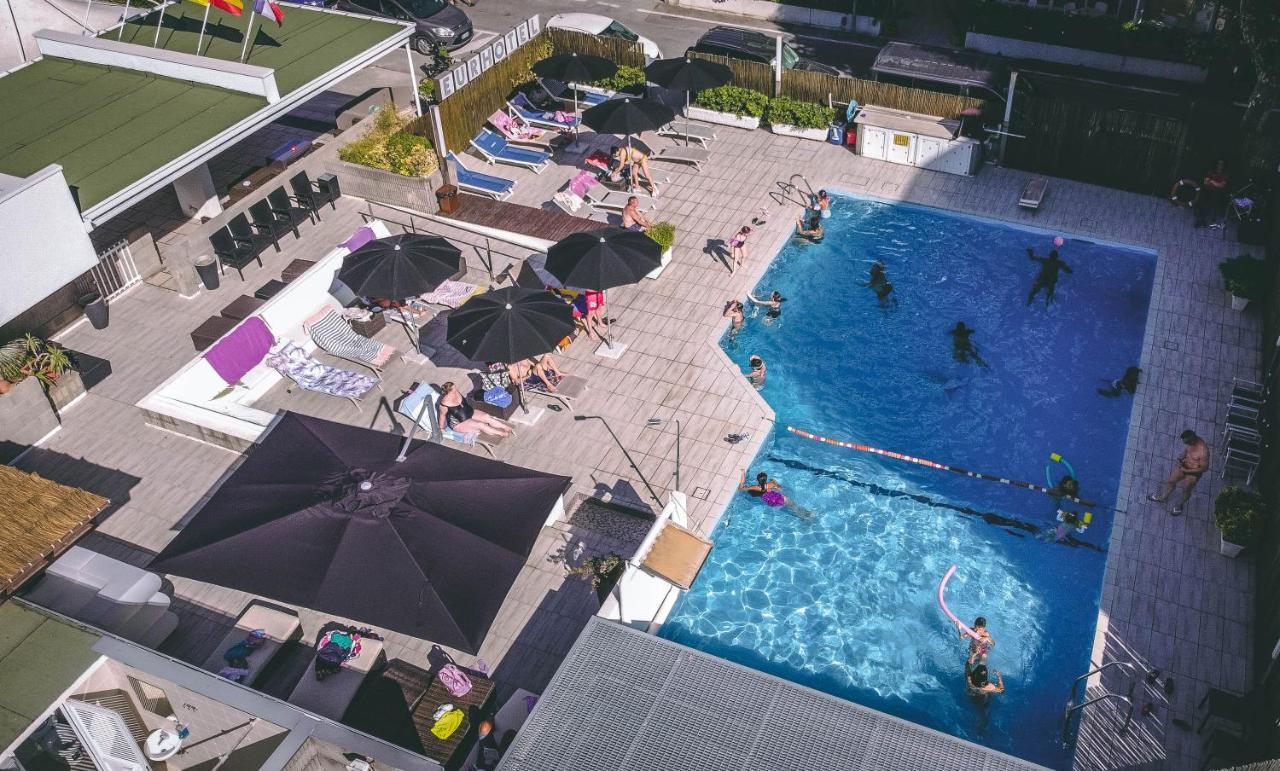 Eurhotel Rimini Ngoại thất bức ảnh