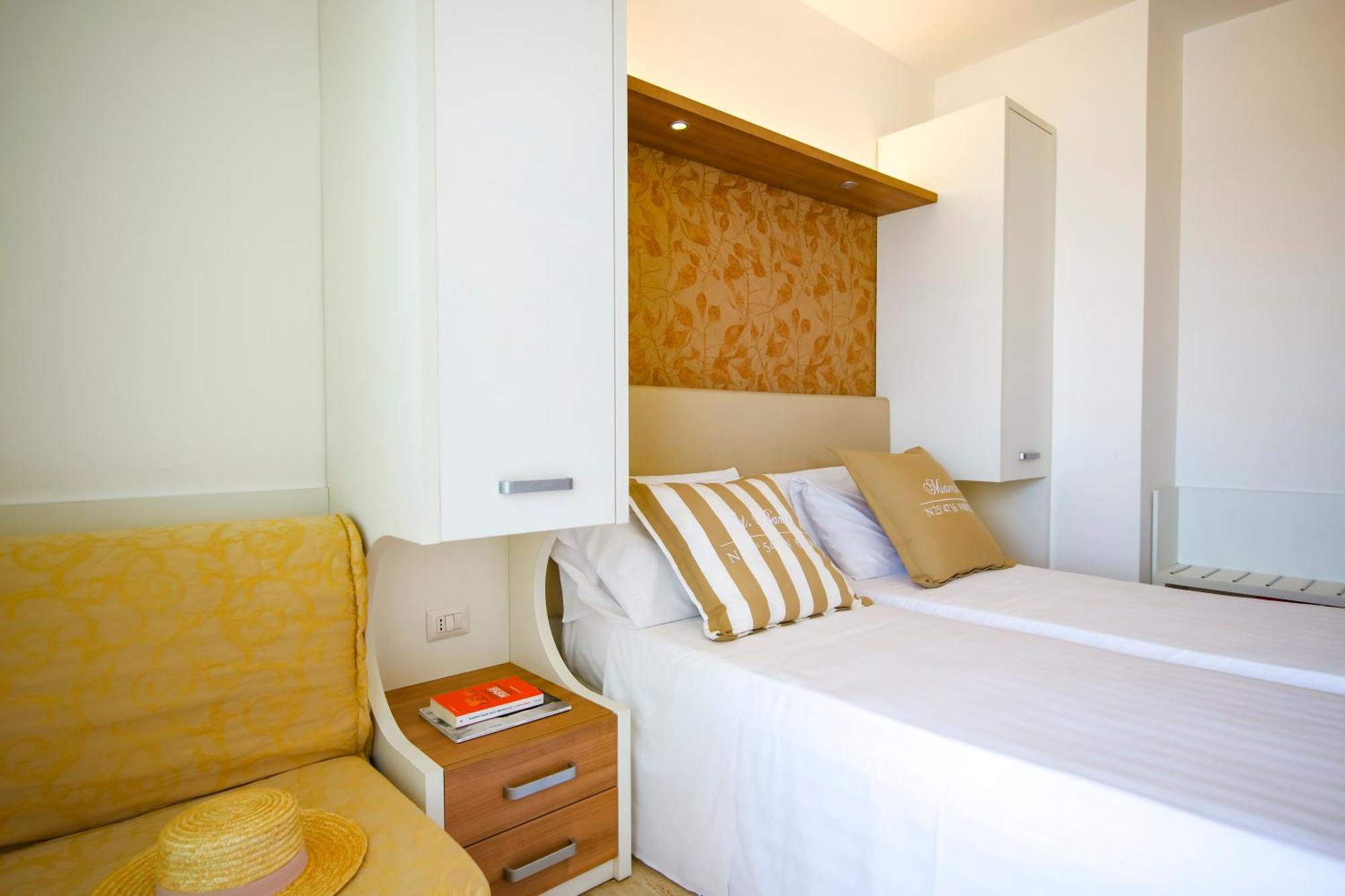 Eurhotel Rimini Ngoại thất bức ảnh