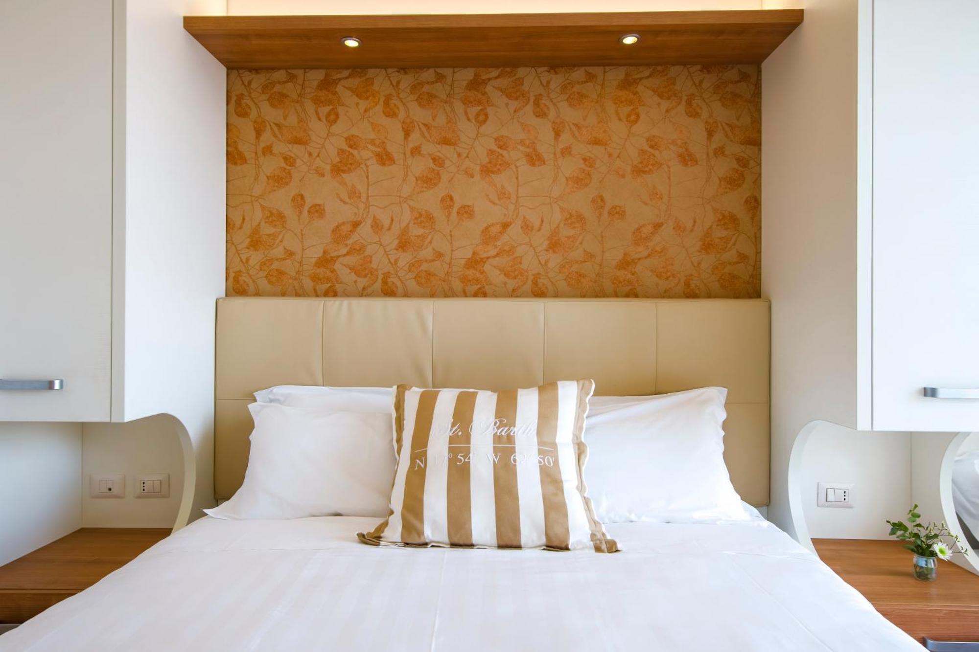 Eurhotel Rimini Ngoại thất bức ảnh