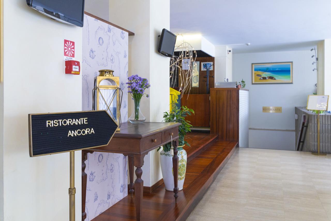 Eurhotel Rimini Ngoại thất bức ảnh