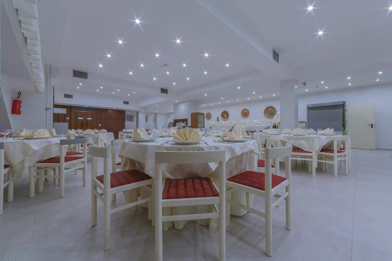 Eurhotel Rimini Ngoại thất bức ảnh