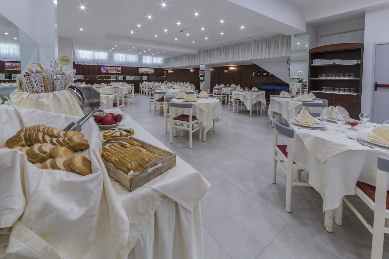 Eurhotel Rimini Ngoại thất bức ảnh